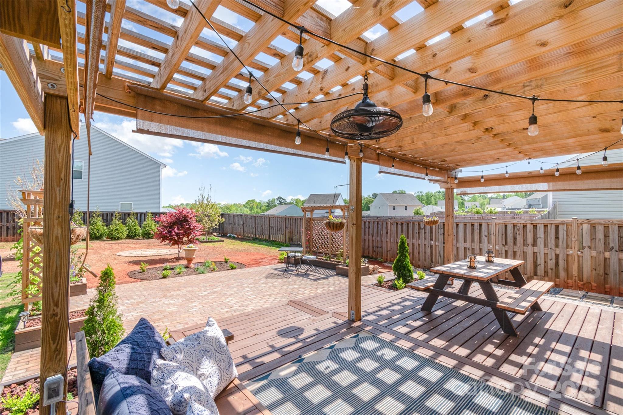 1124 Culver Spring Way Charlotte, NC 28215 - Photo 28 of 32 a building outdoor space with patio furniture and potted plants