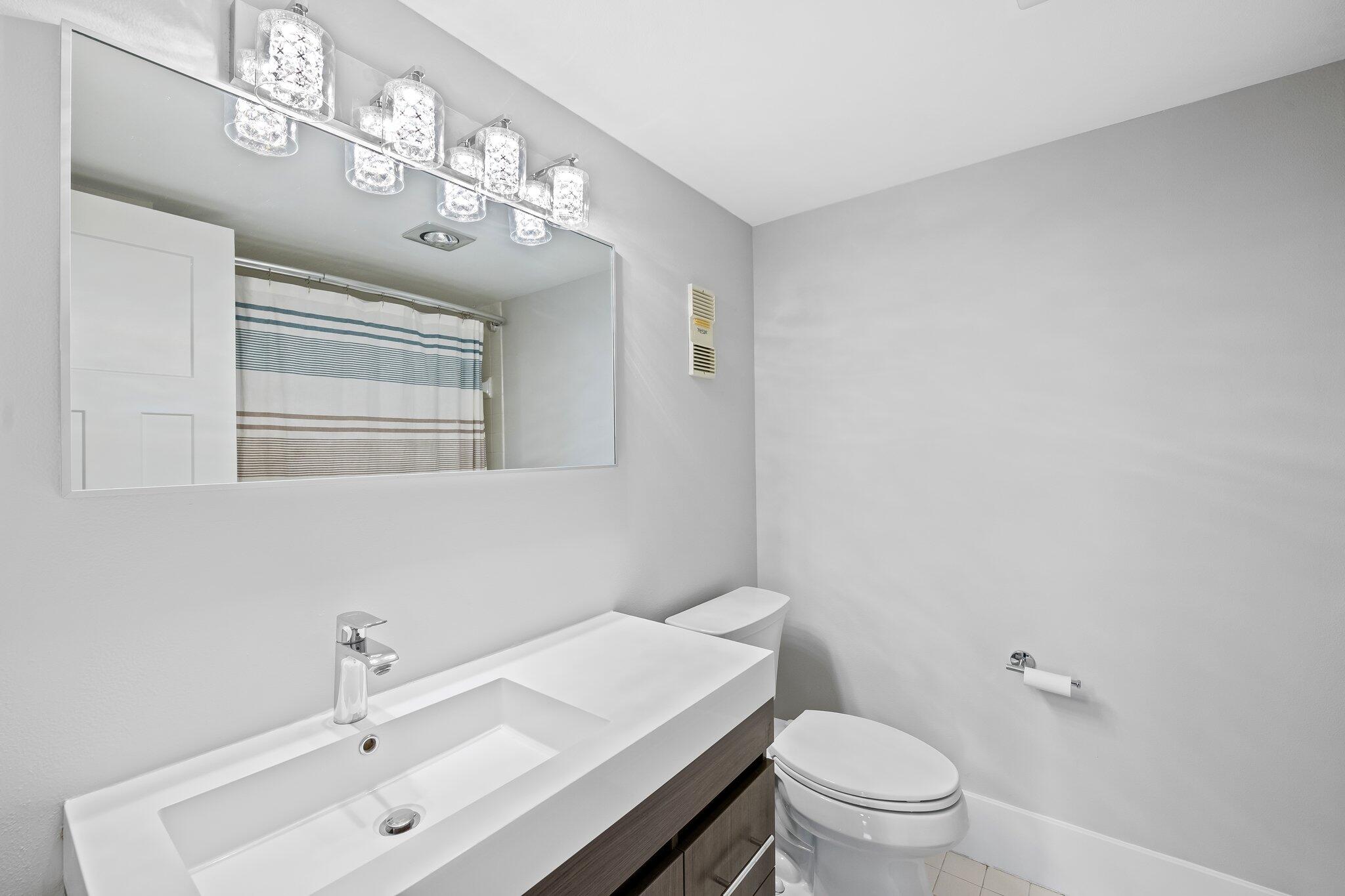 250 Northwest 67th Street, Unit 423 Boca Raton, FL 33487 - Photo 19 of 22 21-web-or-mls-DSC_4852