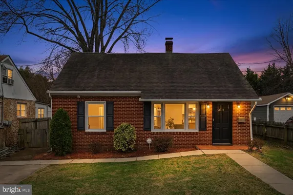 $560,000 | 3215 Memorial Street, Alexandria, VA 22306