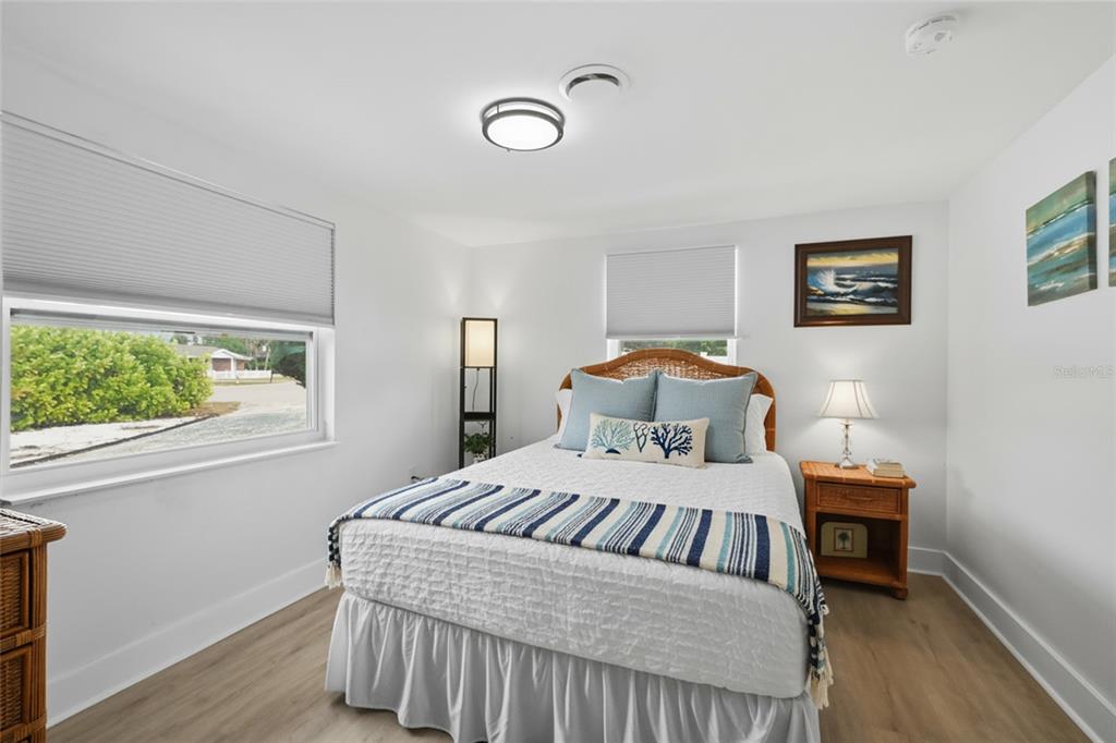 4107 Magnolia Drive Ellenton, FL 34222 - Photo 22 of 41 a bedroom with a bed and a window