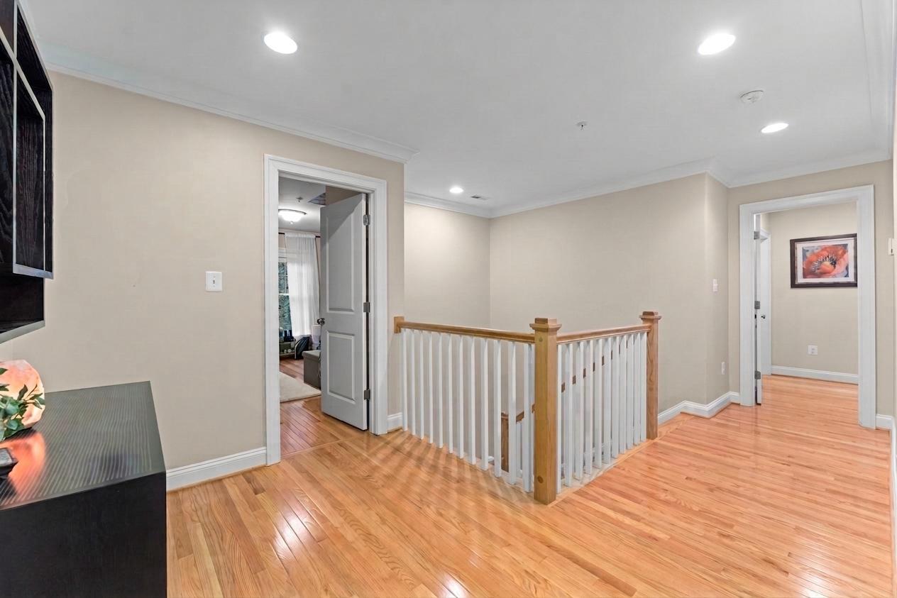 4700 Edgefield Road Bethesda, MD 20814 - Photo 12 of 30 Spacious Hallway Upstairs