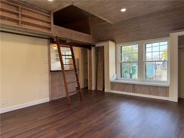 $1,000 | 8329 G Sycamore Street, New Orleans, LA 70118