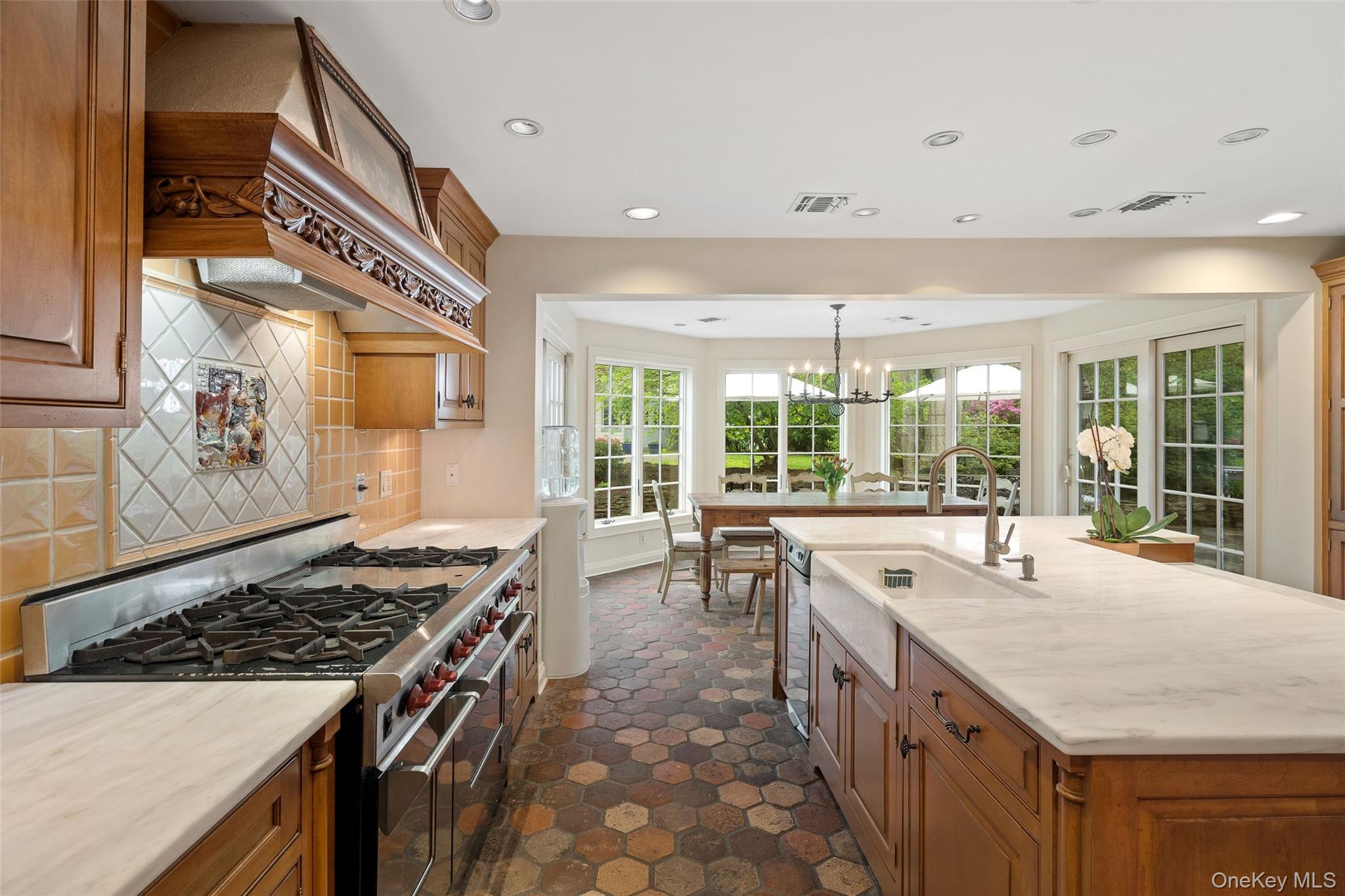 68 Flower Hill Road Huntington, NY 11743 - Photo 23 of 27