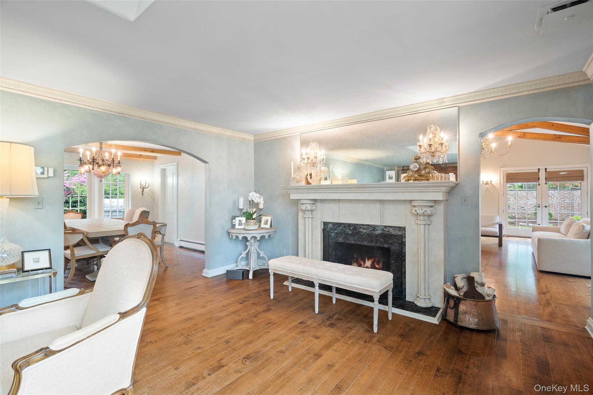 68 Flower Hill Road Huntington, NY 11743 - Photo 4 of 27