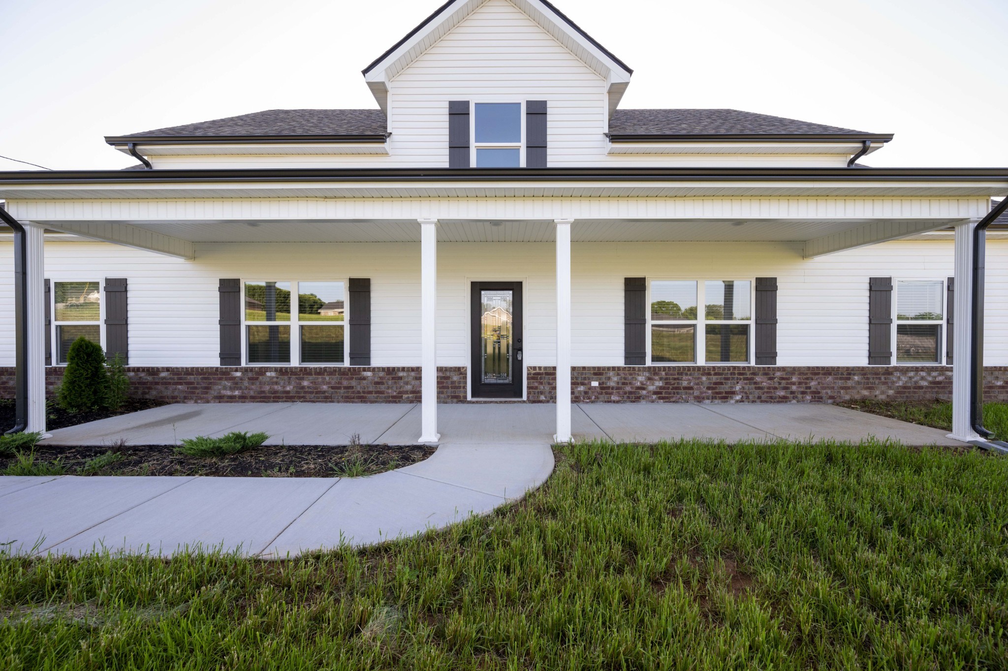 926 Rowe Gap Road Winchester, TN 37398 - Photo 2 of 28 Gallery Image 2