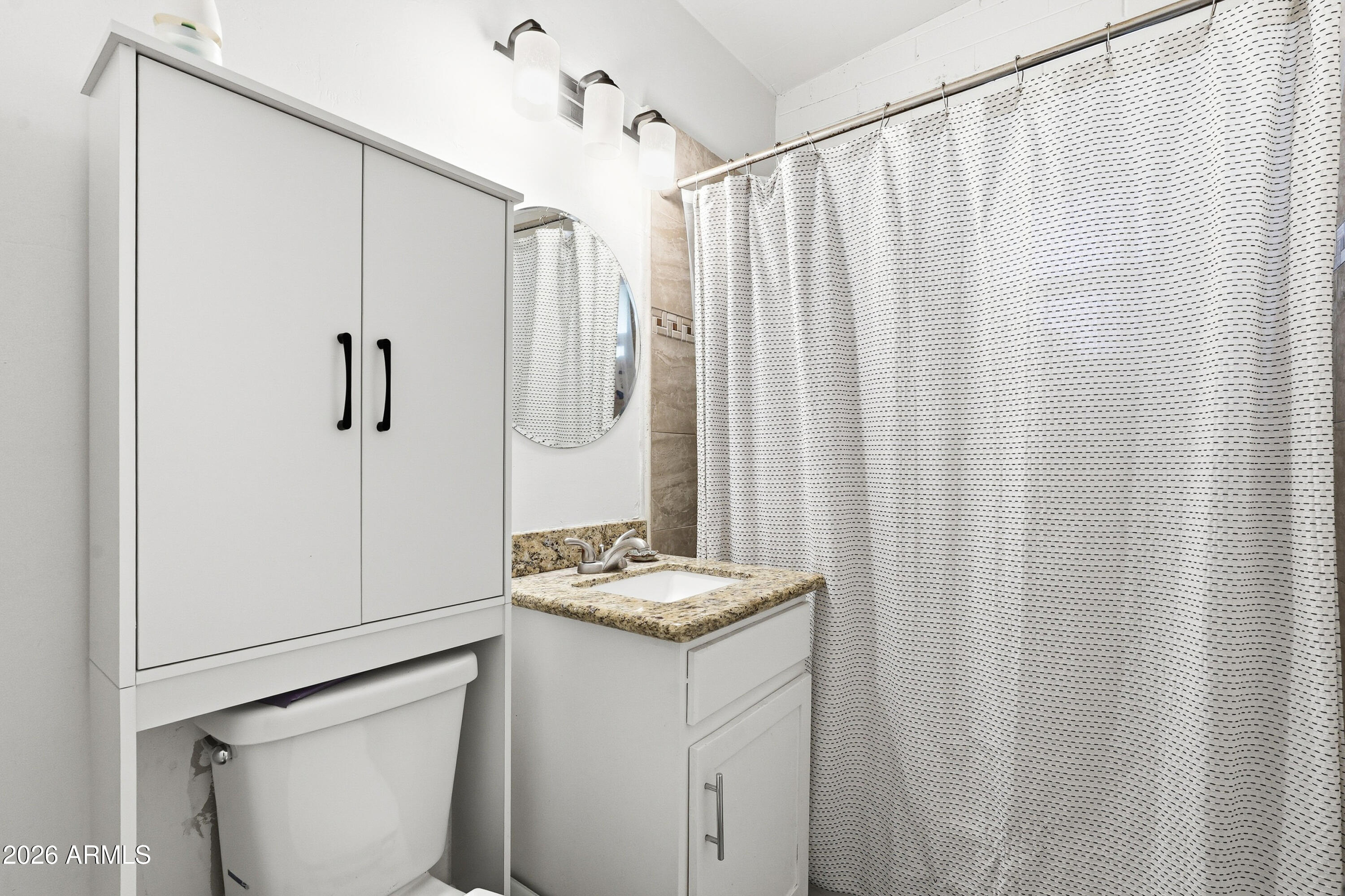 3817 North 9th Place Phoenix, AZ 85014 - Photo 12 of 20 Bathroom1