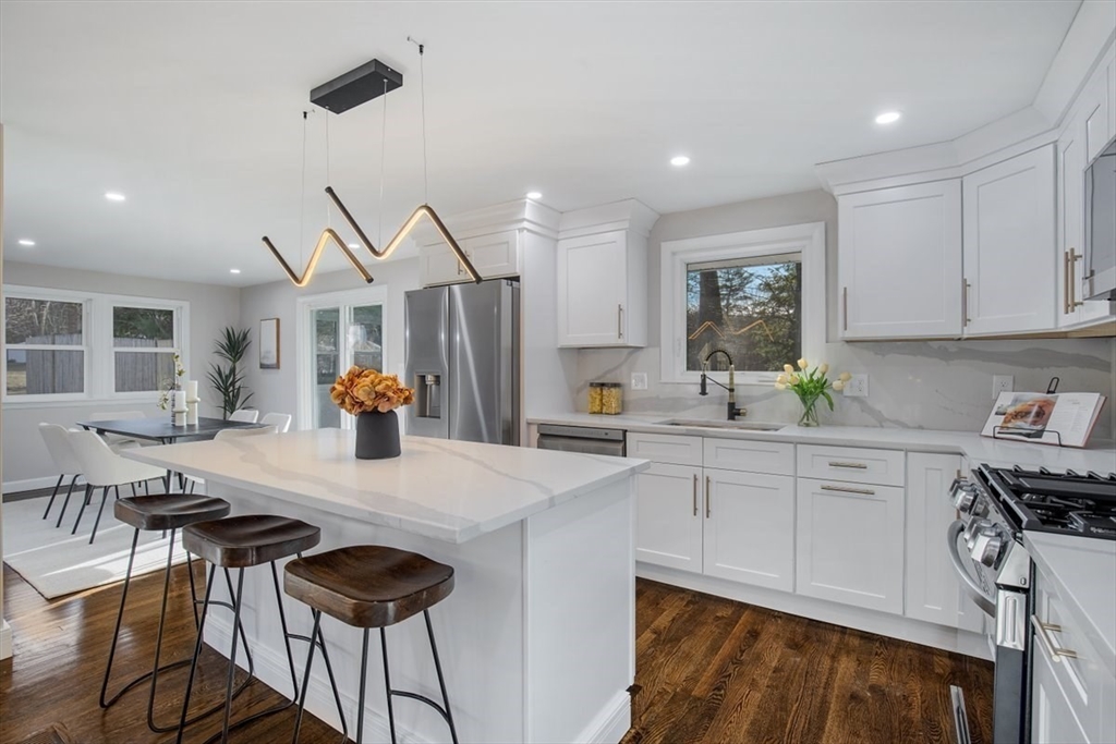 135 Booth Road Dedham, MA 02026 - Photo 5 of 18 Gallery Image 5