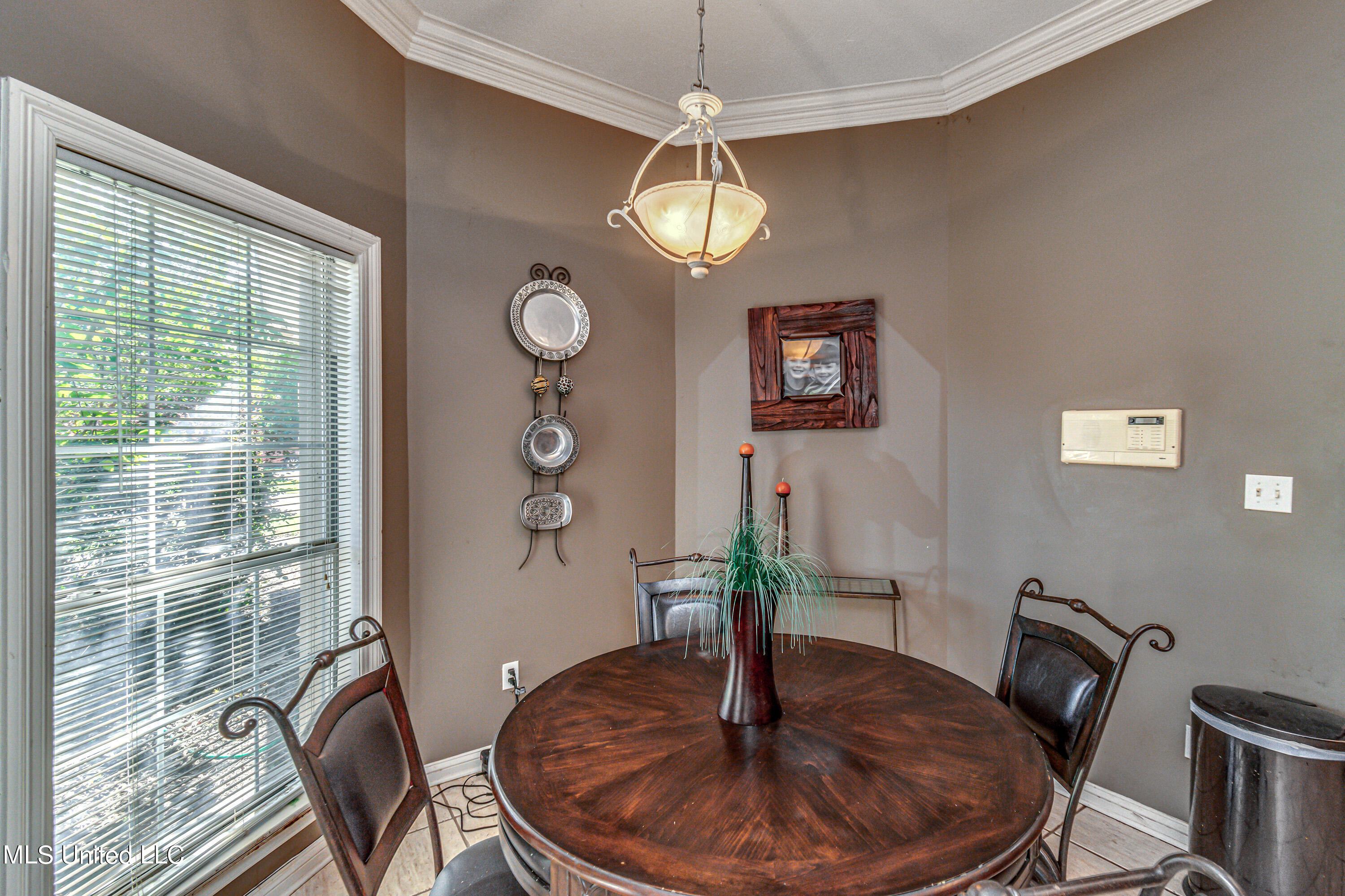 191 Springridge Place Yazoo City, MS 39194 - Photo 12 of 56 Breakfast Area