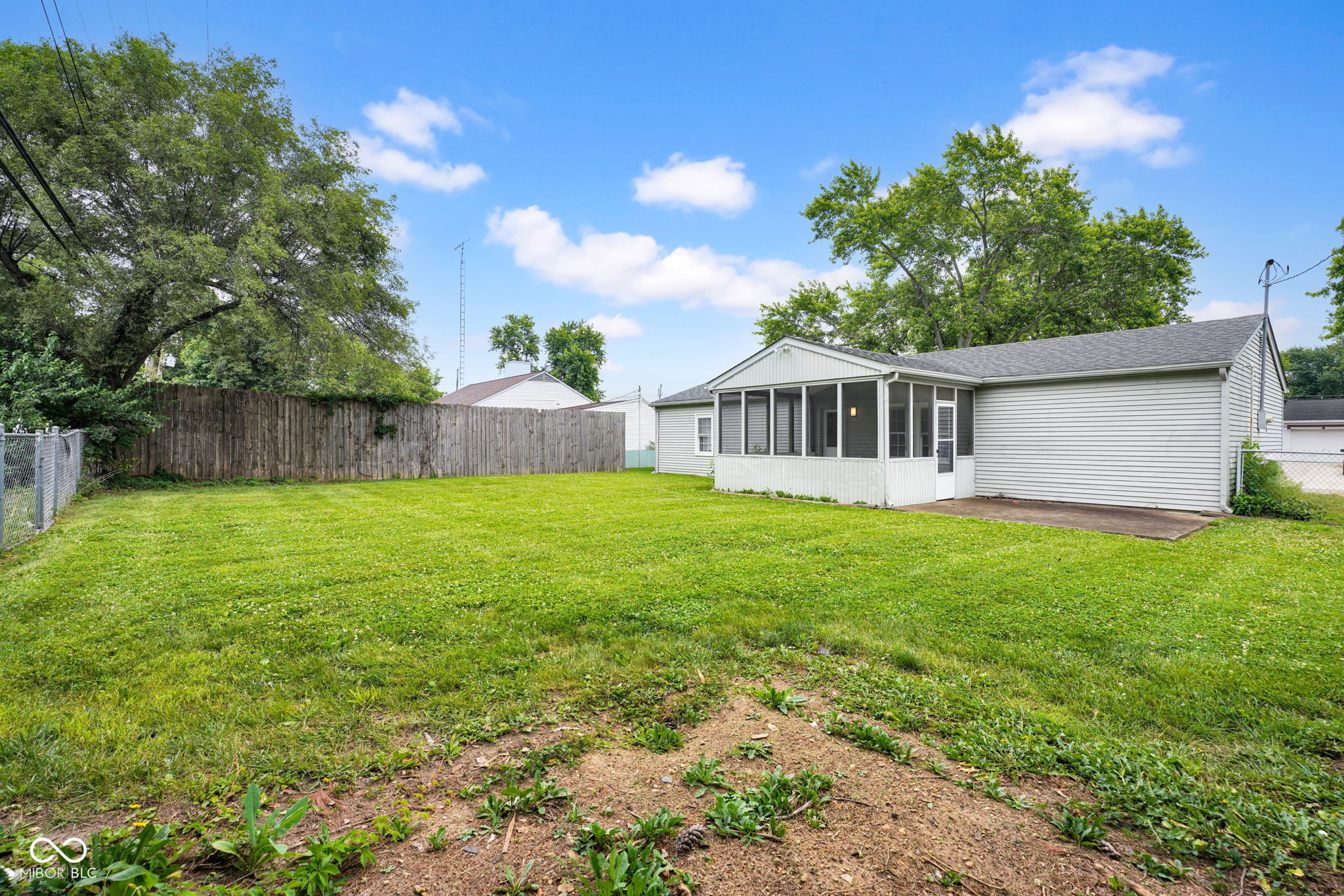 3050 Lucas Way Columbus, IN 47203 - Photo 22 of 24