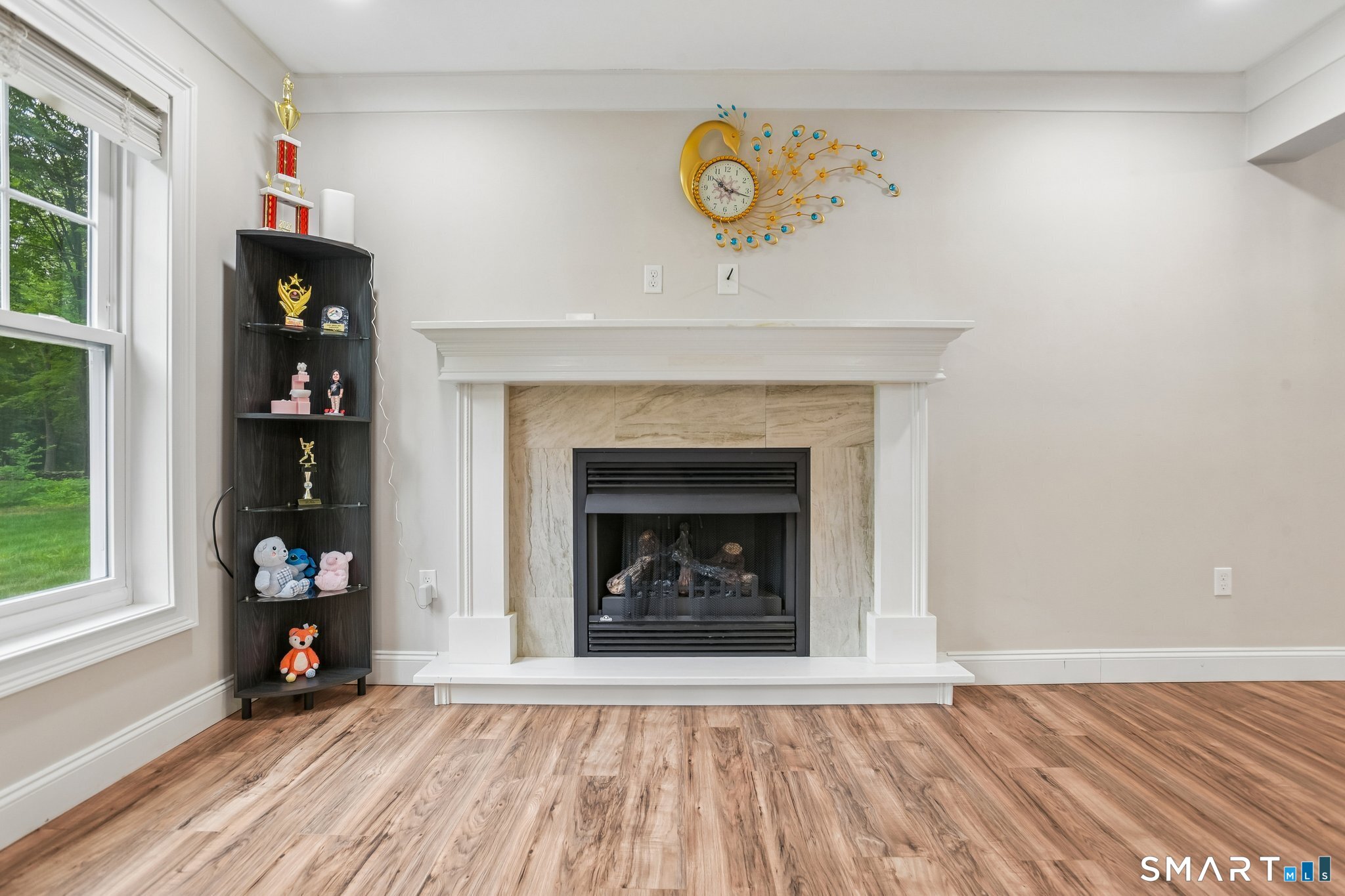 25 Spring Rock Road East Lyme, CT 06333 - Photo 4 of 38