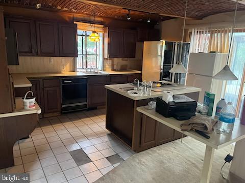 522 Kuser Road Hamilton, NJ 08619 - Photo 8 of 10