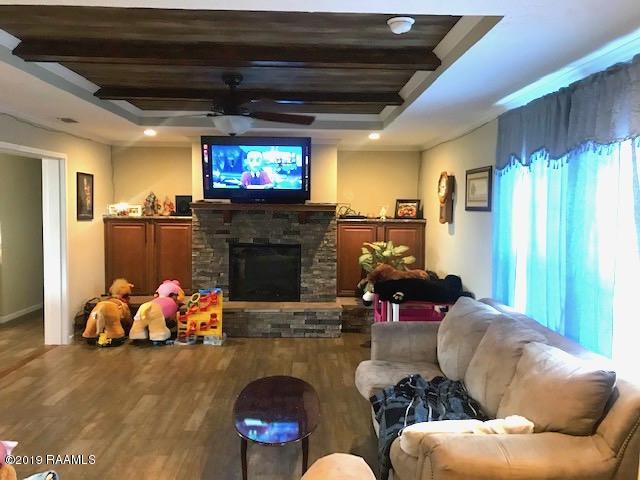 208 Belgium Road Crowley, LA 70526 - Photo 3 of 23