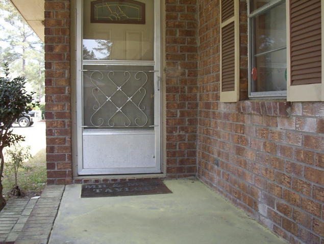 304 Gadsden Loop Walterboro, SC 29488 - Photo 2 of 17 gadsden2