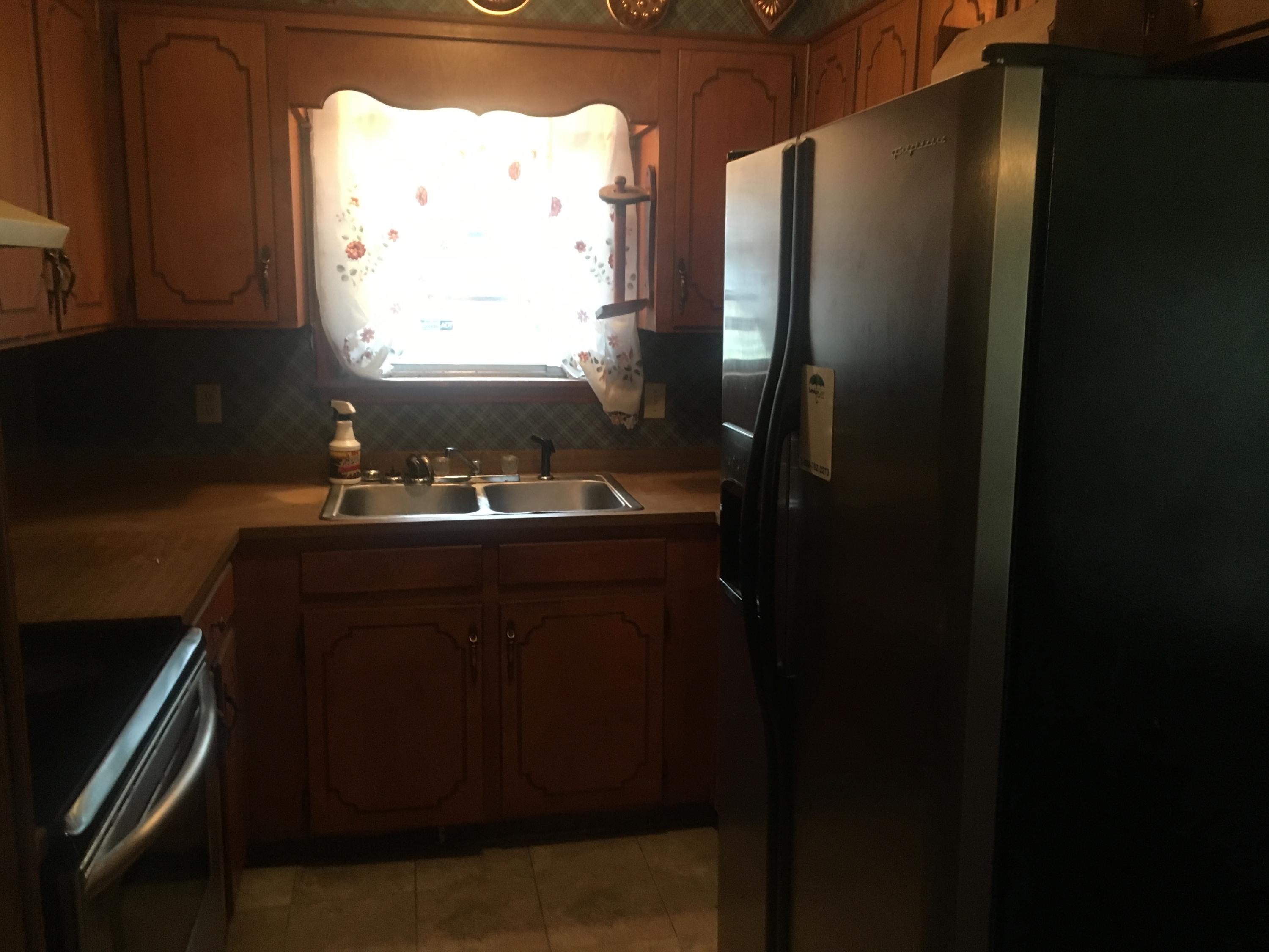 304 Gadsden Loop Walterboro, SC 29488 - Photo 9 of 17 IMG_1401