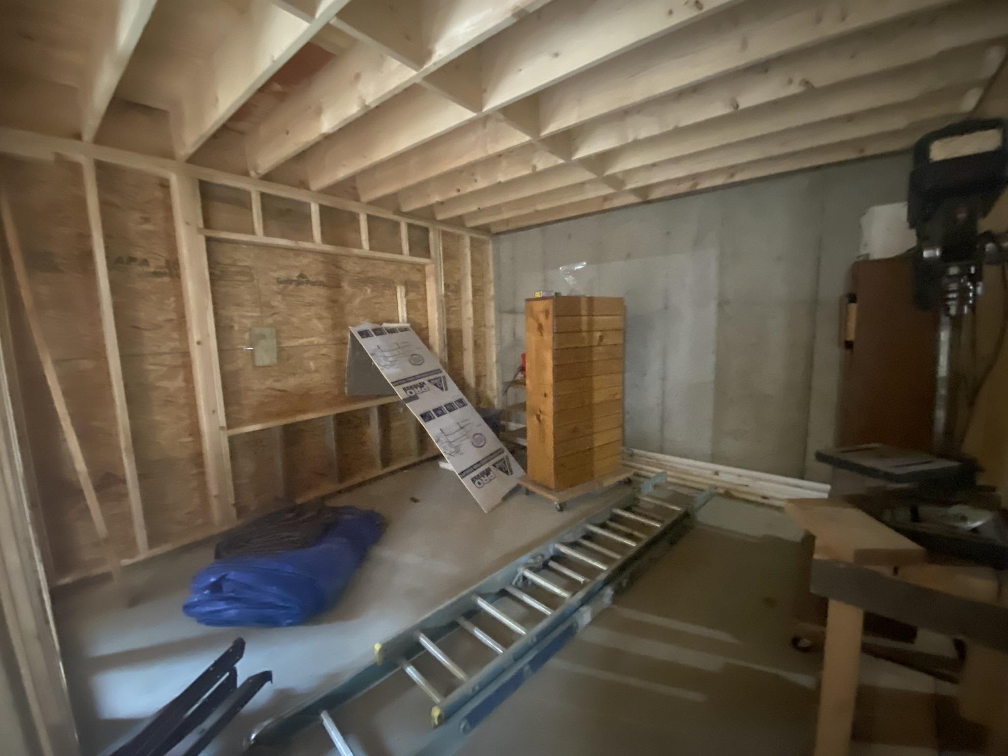 62 Potter Road Wardsboro, VT 05355 - Photo 21 of 24