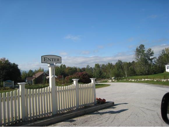 121 Highway 4 Mendon, VT 05701 - Photo 1 of 3 Gallery Image 1