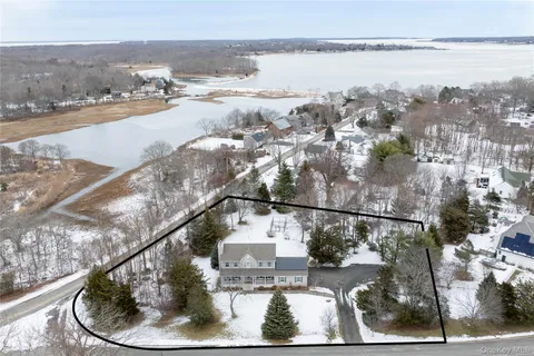 $1,249,000 | 1705 Kerwin Boulevard, Greenport, NY 11944