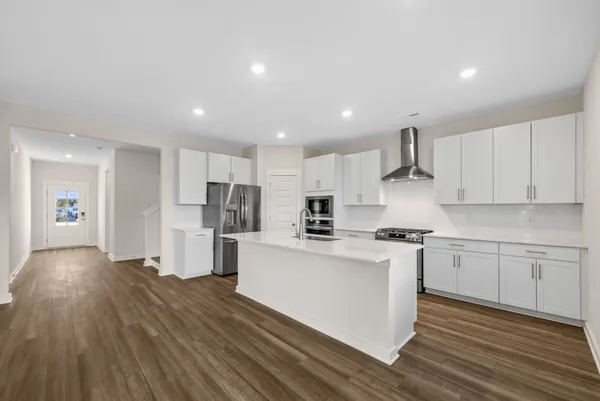 $2,695 | 887 Bur Oak Court, Clarksville, TN 37043