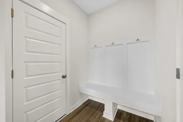 $2,695 | 887 Bur Oak Court, Clarksville, TN 37043