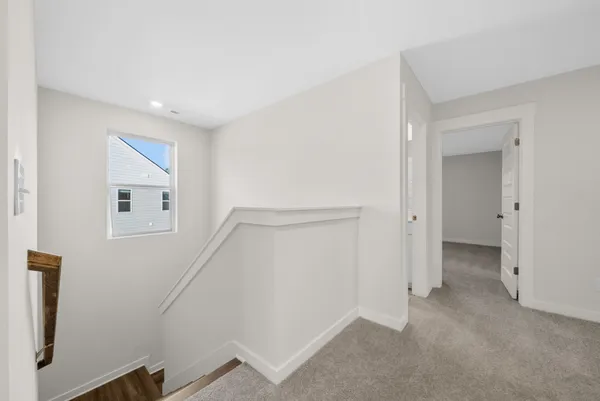 $2,695 | 887 Bur Oak Court, Clarksville, TN 37043