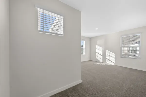 $2,695 | 887 Bur Oak Court, Clarksville, TN 37043