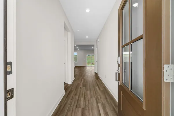 $2,695 | 887 Bur Oak Court, Clarksville, TN 37043