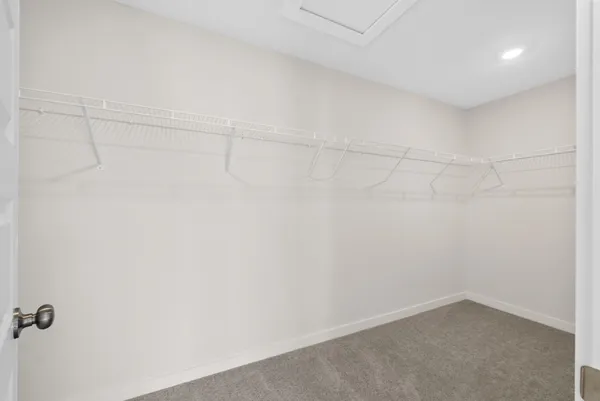 $2,695 | 887 Bur Oak Court, Clarksville, TN 37043