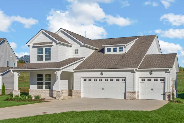 $2,695 | 887 Bur Oak Court, Clarksville, TN 37043