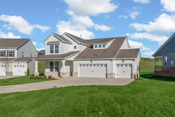 $2,695 | 887 Bur Oak Court, Clarksville, TN 37043