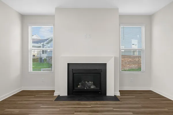 $2,695 | 887 Bur Oak Court, Clarksville, TN 37043