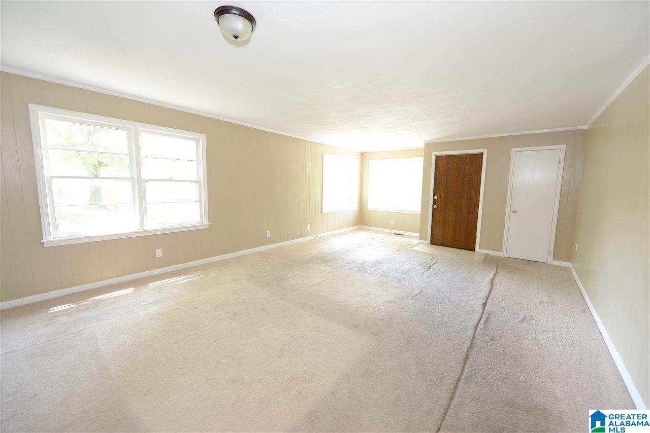 2525 3rd Street Northeast Center Point, AL 35215 - Photo 4 of 27
