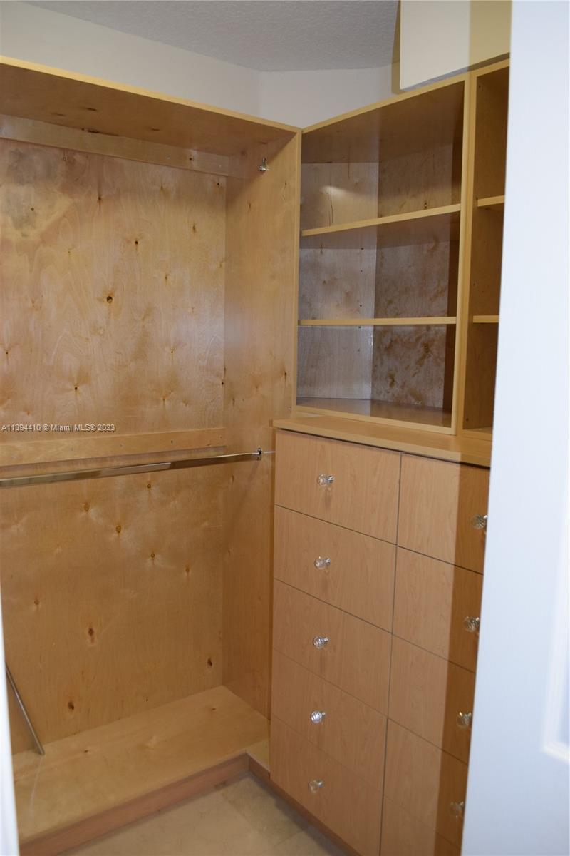 7115 Southwest 69th Court Miami, FL 33143 - Photo 26 of 58 a bathroom with a bathtub