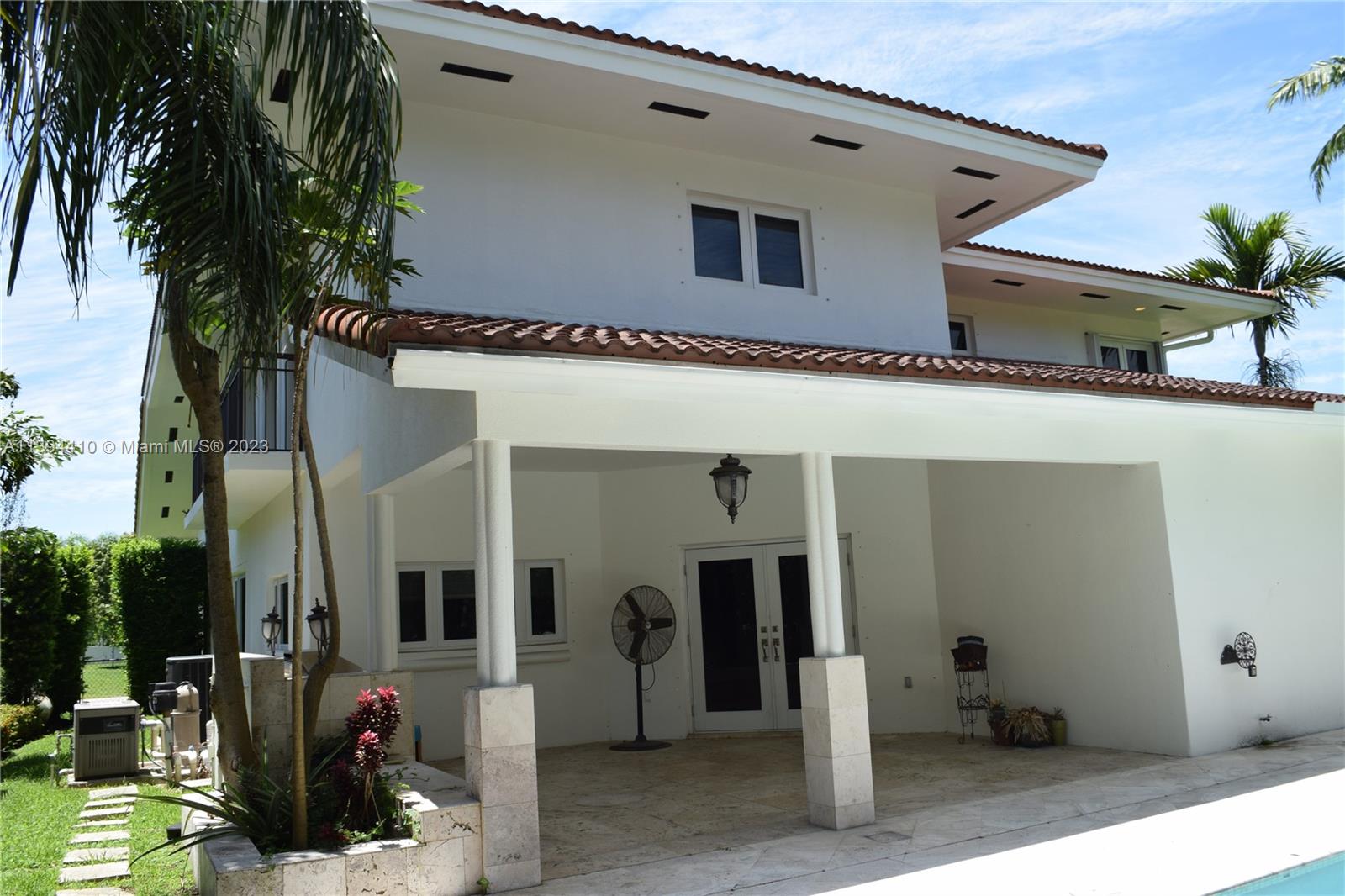 7115 Southwest 69th Court Miami, FL 33143 - Photo 55 of 58 a front view of a house