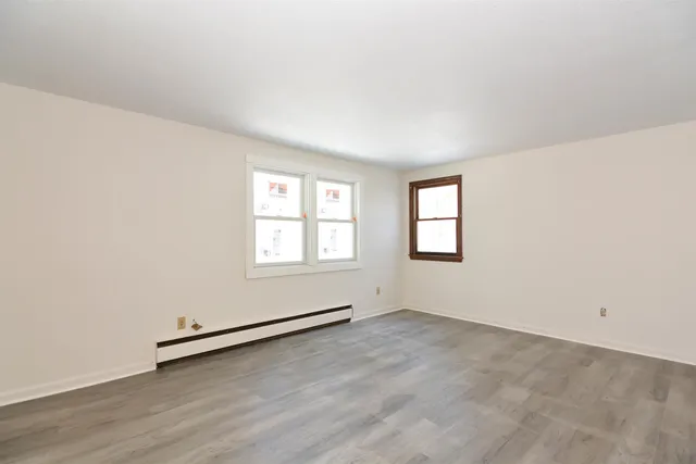 $293,000 | 3 Holly Lane, Londonderry, NH 03053