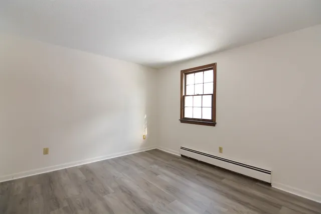 $293,000 | 3 Holly Lane, Londonderry, NH 03053