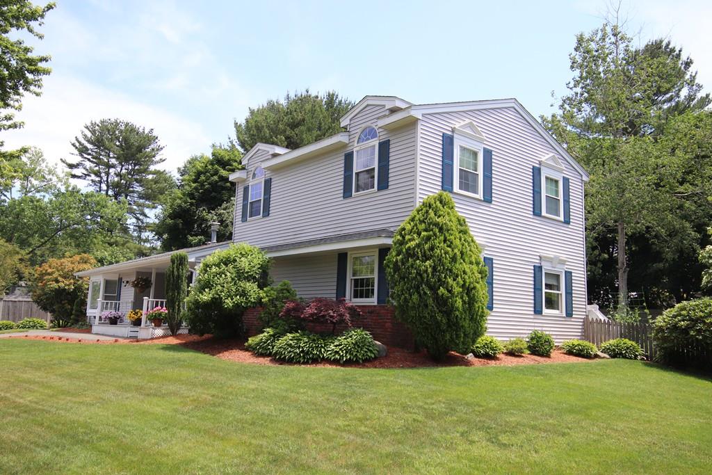 13 Wayne Road Peabody, MA 01960 - Photo 3 of 42 Gallery Image 3