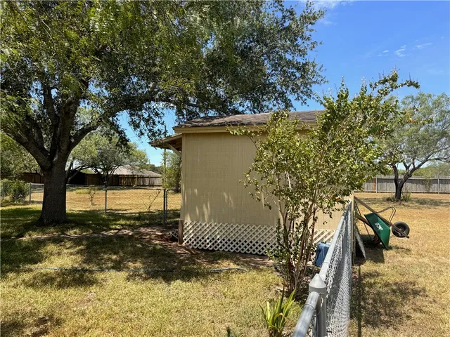 $309,900 | 296 County Road 1601, Alice, TX 78332
