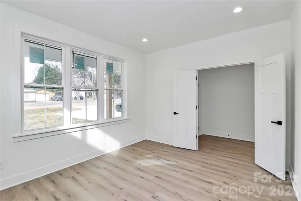 $740,000 | 127 Hazelton Loop, Mooresville, NC 28117