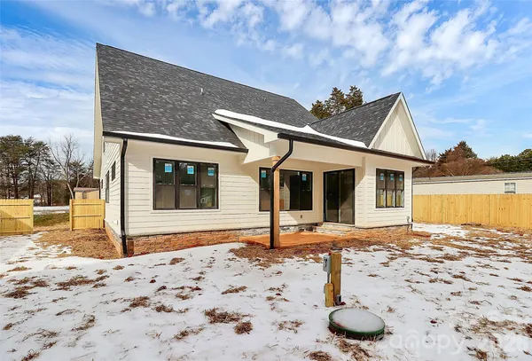 $740,000 | 127 Hazelton Loop, Mooresville, NC 28117