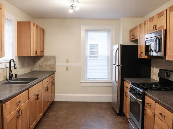 $750,000 | 23 West Lane, Winooski, VT 05404