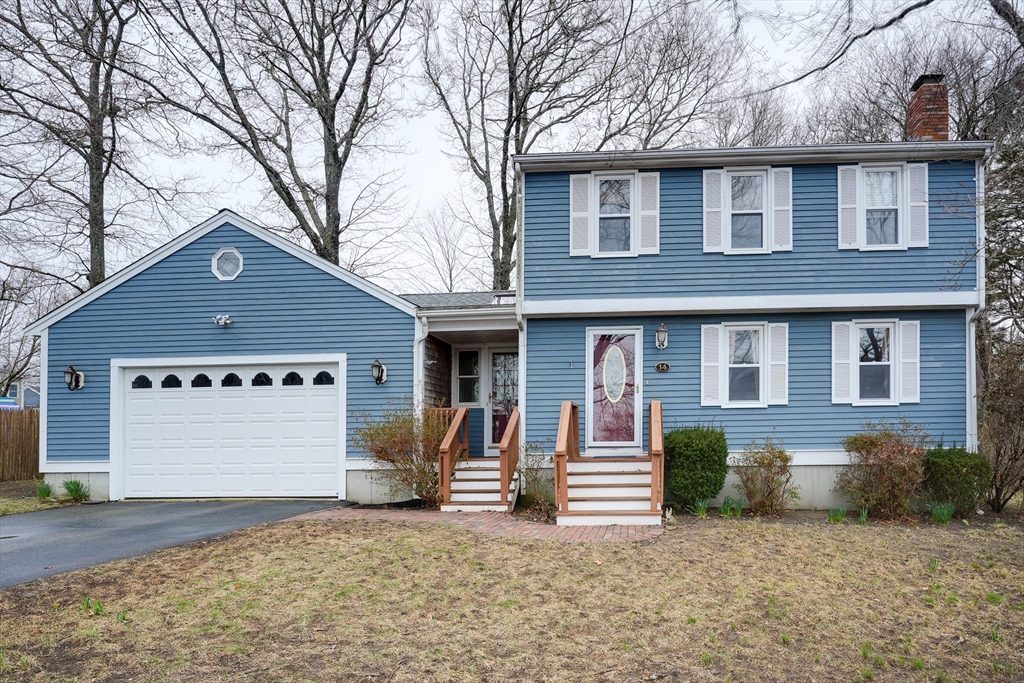 14 Longley Road Scituate, MA 02066 - Photo 1 of 24 Gallery Image 1