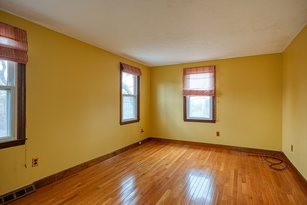 14 Longley Road Scituate, MA 02066 - Photo 15 of 24 Gallery Image 15