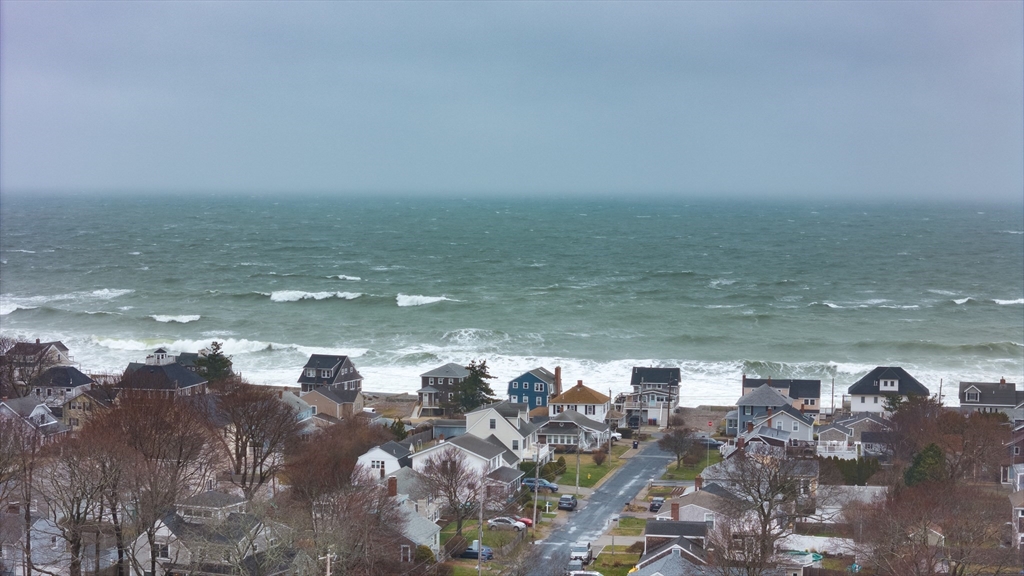 14 Longley Road Scituate, MA 02066 - Photo 4 of 24 Gallery Image 4