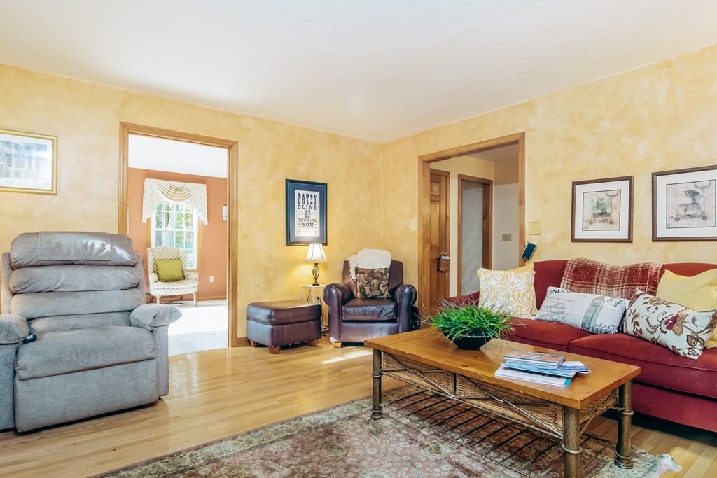 10 Putnam Road Acton, MA 01720 - Photo 11 of 28 Gallery Image 11