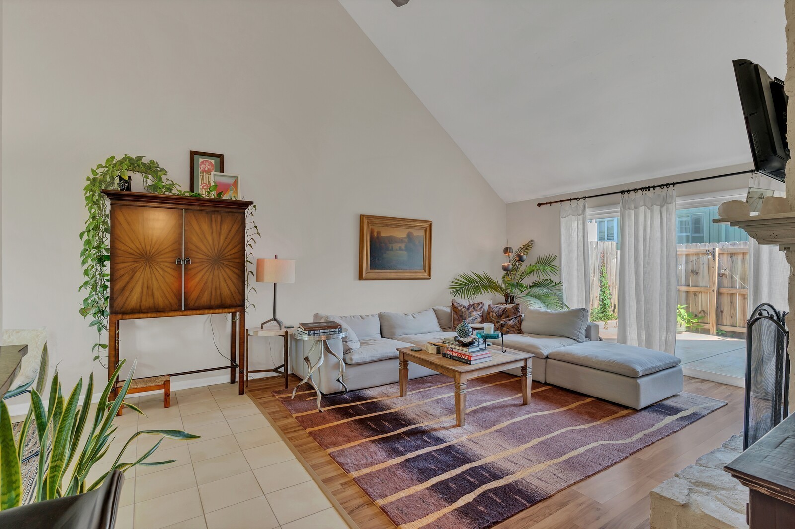 210 Raintree Drive Hermitage, TN 37076 - Photo 14 of 30 a living room with furniture and a potted plant