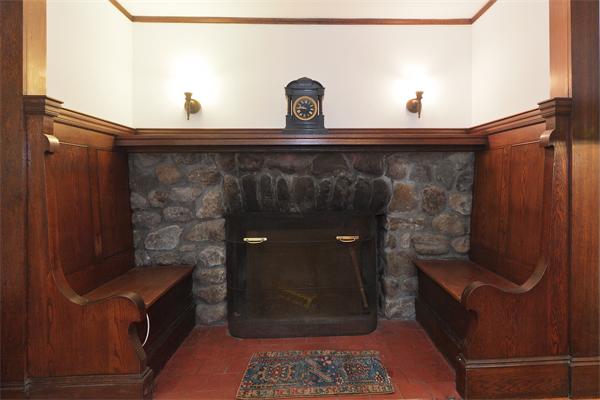 84 Maple Street Lexington, MA 02420 - Photo 17 of 26 Gallery Image 17