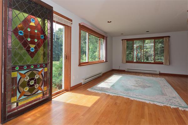 84 Maple Street Lexington, MA 02420 - Photo 23 of 26 Gallery Image 23