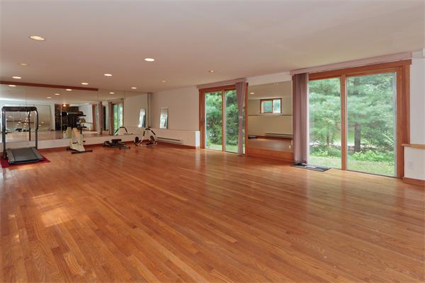 84 Maple Street Lexington, MA 02420 - Photo 24 of 26 Gallery Image 24