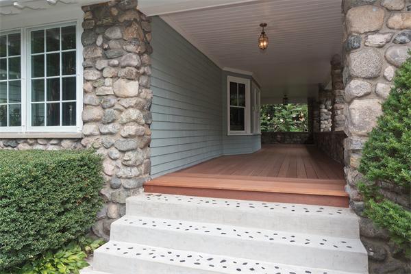 84 Maple Street Lexington, MA 02420 - Photo 3 of 26 Gallery Image 3