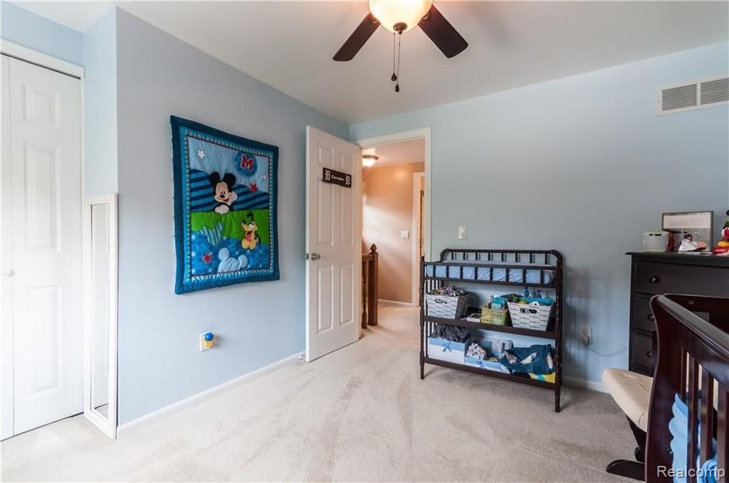 231 Arlington Drive Rochester Hills, MI 48307 - Photo 18 of 29